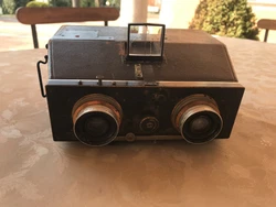 H. Bellieni Nancy (FR) apparecchio fotografico stereo (1895-1902). Questo apparecchio stereoscopico utilizza due piatti...