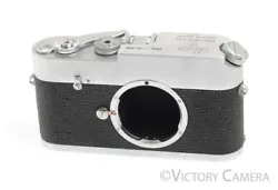 This unique Leica was used for copying and documentation before copy machines were available, utilizing the visoflex...
