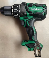 This is a brand new 36 volt hammer drill.  It is a bare tool so there is NO battery or charger included.  Shipping is...