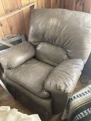Lazy Boy Rocking Recliner Leather. Fully functional. Leather has some scuffing from use. See pictures