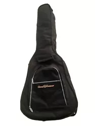 Road Runner Black Soft Padded Backpack Acoustic Electric Guitar Gig Bag. Good condition, barely used. Fits my Taylor so...