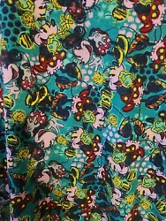 This LuLaRoe Disney Randy T-Shirt in size XS is a must-have for any Disney fan. The shirt features a vibrant multicolor...