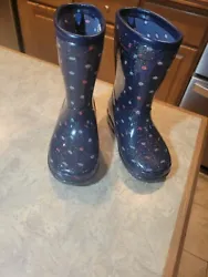 Rain Boots. Carters. Girls Size 7 M. Boots are clean with no visible flaws.   Like new.  14 ozs.  6 1/2