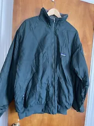 PLEASE SEE PICTURES Vintage 90s Patagonia Bomber Gray Fleece Linked Zip Green Jacket Size XL.