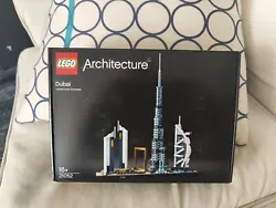 Lego 21052 - Dubaï.