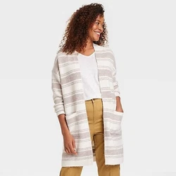 •Long-sleeve open cardigan •Heavyweight knit construction •Ribbed cuffs and hem •Front pockets •At-hip length...