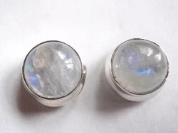 Stone: Genuine Moonstone.