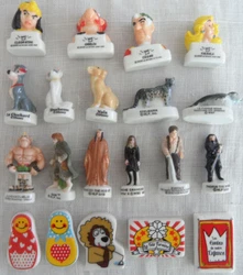 Lot de 20 féves Astérix, Disney, et autres.