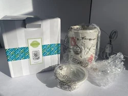 Scentsy Warmer Passport New in box Travel Gift Mothers Day Wax Warmer. Still in plastic, only taken out of the box for...