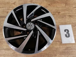 A vendre voici une jante en alliage dorigine de VW avec les données suivantes :  Référence fabricant : 5G0601025DS...
