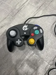 Black OEM Wii U smash bros Game cube controller. Very good condition, clean; tested and working! Offers welcome!