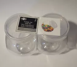 Caterers Corner Clear Plastic Candy Jars with Lids allows you to see the contents without needing to lift the covered...