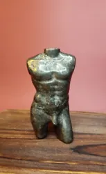 This Pyrite Man Body Crystal Carving is a stunning addition to any crystal collection. The natural shape of the crystal...