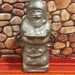 VINTAGE CAST METAL SANTA CLAUS CAKE MOLD ~ Not Griswold But Collector Item. 9.25” tall. Excellent vintage condition....