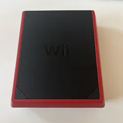 Console Nintendo Wii Mini - Modèle RVA-201(EUR) - Seule. En très bon état.Vendue sans câble ni manette ni jeu.