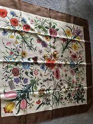Gucci Womens Silk Floral With Bugs Scarf Italy Excellent.
