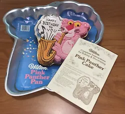 1982 VINTAGE WILTON PINK PANTER CAKE MOLD WITH INSTRUCTIONS AND INSERT.