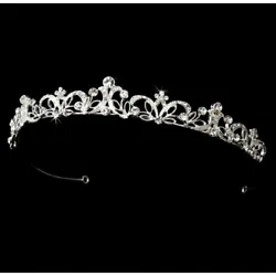 If you’re looking for an elegant bridal headpiece but don’t want a full tiara, this is an ideal choice! Gorgeous...