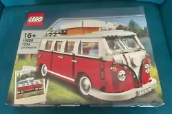 Boîte de LEGO Creator 10220 : le camping-car Volkswagen T1. Les deux dernières photos montrent les photos des sceaux...
