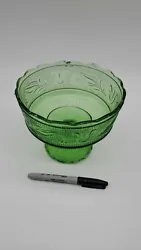 vintage E.O.Brody U.S.A. Cleveland footed compote texture emerald green glass bowl.  in new condition