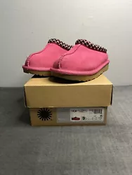 Please see all photos!! Great condition in original box, only worn 2x!! Kids size 9