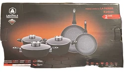 Batterie de cuisine laguiole.