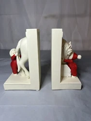 This beautiful set of bookends from Department 56s Snowbabies collection is perfect for any horse lover. The set...