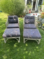 Nice casual armchairs/dining chairs from the Henry Link Collection. The chairs are all original white with purple...