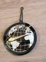 Pins Nike Logo neuf. État : 