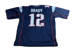New England Patriots Men’s Tom Brady Replica Sewn Jersey Size 4XL. Used in good condition Size 4XL lengths pit to pit...
