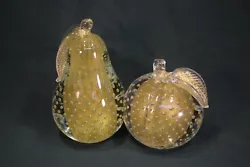 Alfredo Barbini Murano Glass Apple & Pear Nice top to bottom gold fleck shadow inside. It is a minute detail but let it...