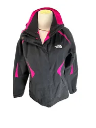 The North Face Women’s Small Boundary Triclimate HyVent Hooded 2 in 1 JacketVery good pre-owned condition.  No rips,...
