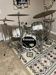 ludwig white 4 piece drum set With Cymbals. Gold badge Monroe NC 3361013. Basss 20”x 17.5”. Floor Tom 14”x 15”....
