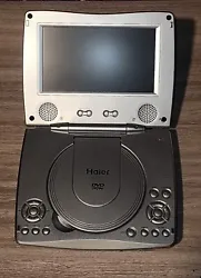 Haier PDVD770 Portable DVD/CD Player 7” Display Screen-(Unit Only) Zippers work but sliders are missing handles....