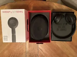Beats Solo3 SPECIAL EDITION Black Wireless On Ear Headphones / Preowned.