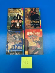 JK Rowling fo rmats poche Folio Junior. Edition ancienne. Bon état général pour le lot.