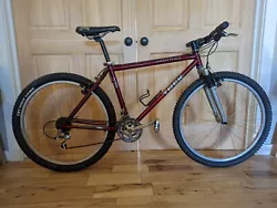 Very nice Trek 930. Limited cosmetic flaws. No dents. Mixed component group. Very nice vintage ride. Measures 18