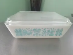 Its 1.5 quart size makes it perfect for storing leftovers or bringing a dish to a potluck. Its tight-fitting lid...