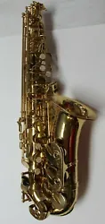 ROSSETTI Alto Saxophone. Case included (pictured).
