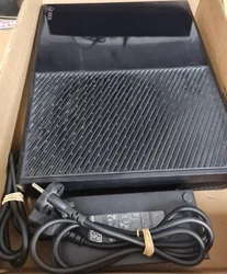Microsoft Xbox One 500 Go Console - Noire.  Problème: le port HDMI est à changer.  Aucun problème a signaler sur...