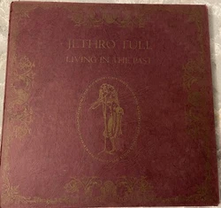 Jethro Tull: Living In The Past ~ Chrysalis 2TS 2106 (CHR 1035) ~ 2LP’s 1972Pre-owned in fair condition. Ownership...