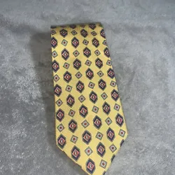 BURBERRY LONDON MENS TIE 100% SILK MADE IN ITALY.