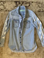 Off-White 2018 Temperature Denim Shirt Jacket Size S 100% Authentic. The distressed look is part of the original...