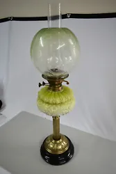 ANTIQUE VICTORIAN BEST MAKE ENGLISH DUAL BURNER KEROSENE LAMP 28