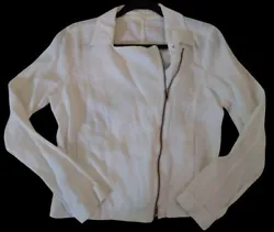 This Eileen Fisher womens jacket is a stylish addition to any wardrobe. It features long sleeves and a zip closure,...