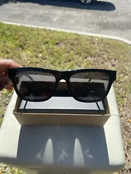 burberry sunglasses. Shipped with USPS First Class. UNISEX