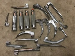Lot of 20 FOREGGER Laryngoscope Set Mac Siker Miller Blades Handles Nice!. Condition is Used.Nice mixed 20 piece...