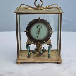 Pendulum vintage clock 1950 . In gilded brass and glass . In state pendule horloge mecanique ancienne. vintage des...