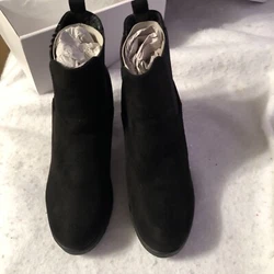 DREAMPAIRS ANKLE Height SUEDE BOOTS.