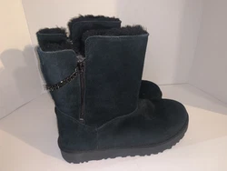 UGG Classic Short Sparkle Zip Chain Black Suede Fur Winter Boots Size 9.